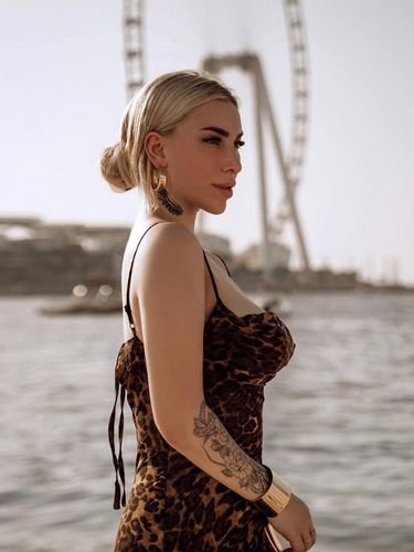 Busty Russian Escorts in Dwarka